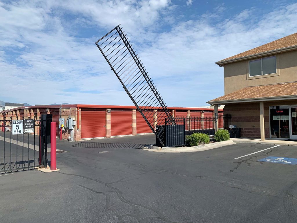 Airport Landing Self Storage